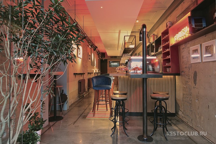 bolshoy bar, большой бар, где знакомиться в спб, рестораны и бары для знакомств